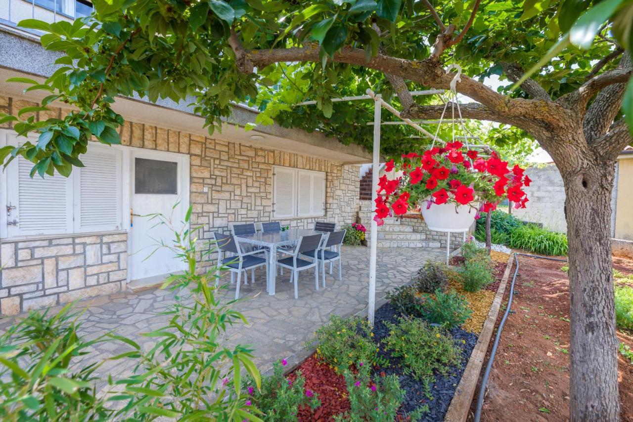 Apartment Tesic Close To The Sea With Shared 4Xbicycles Fazana Ngoại thất bức ảnh
